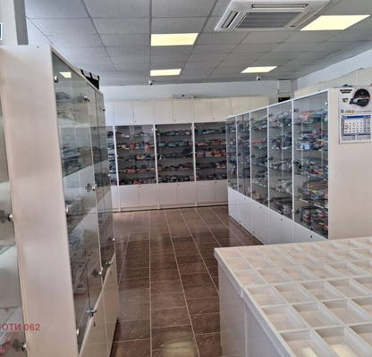 Photo 3 — Shop in Veliko Tyrnovo, Centyr