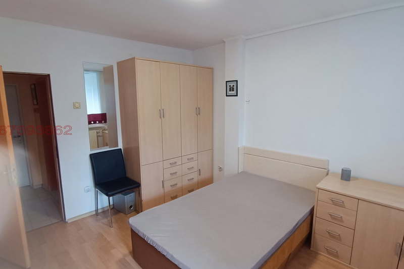 Room in Sofiya, Slatina