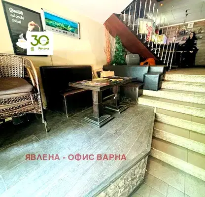 Снимка 4 — Заведение във Варна, ВИНС-Червен площад