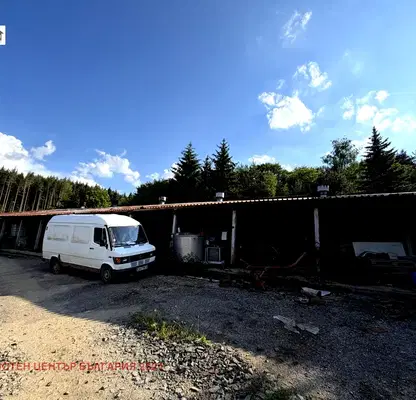 Photo 4 — Warehouse in Jeleznica