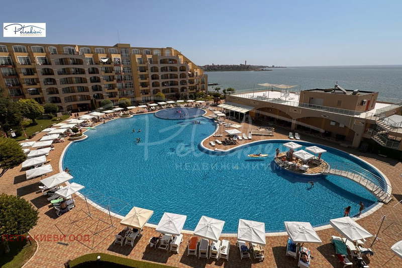 2-bedroom apartment in Oblast Burgas, Aheloi