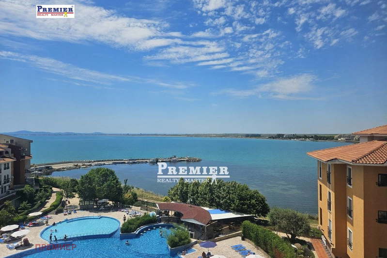 5-bedroom apartment in Oblast Burgas, Aheloi