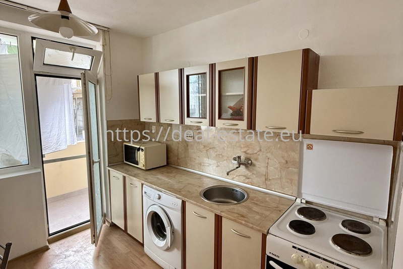 3-bedroom apartment in Blagoevgrad, Shirok Centyr