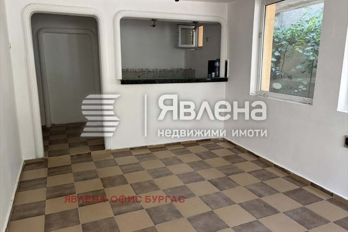 3-bedroom apartment in Burgas, Bratya Miladinovi