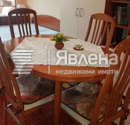 Снимка 5 — Едностаен апартамент в Центъра на Бургас с усвоена тераса