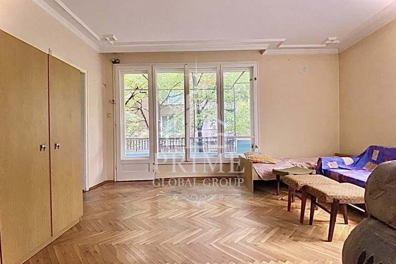 3-bedroom apartment in Burgas, Centyr