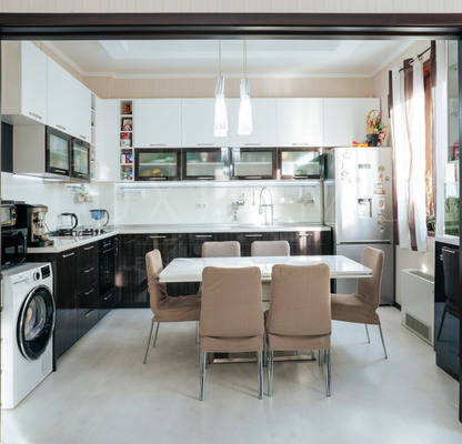 Photo 2 — 3-bedroom apartment in Burgas, Centyr