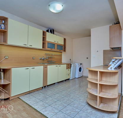 Photo 2 — 3-bedroom apartment in Burgas, Centyr