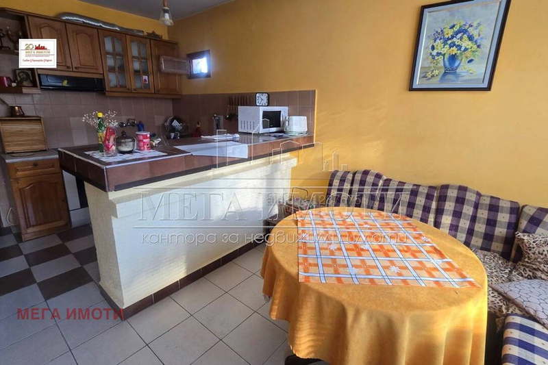 4-bedroom apartment in Burgas, Centyr