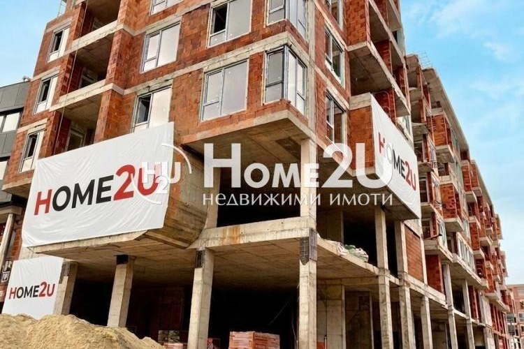 Многостаен апартамент с 4 стаи в Хоризонт, Бургас