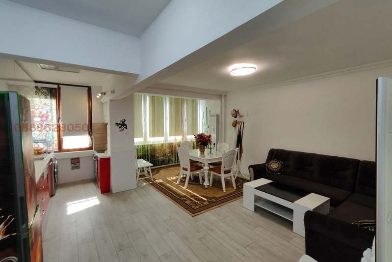 3-bedroom apartment in Burgas, Lazur