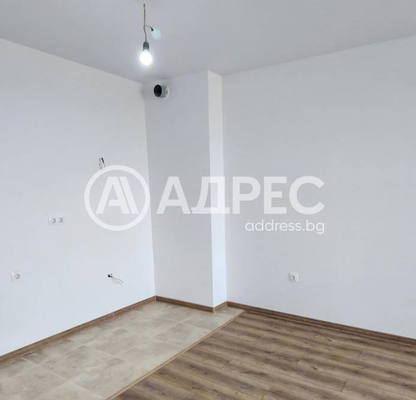 Снимка 3 — Двустаен апартамент в Бургас, Мадика с паркомясто