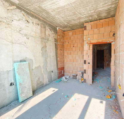 Снимка 3 — Тристаен апартамент в Меден рудник - зона А с паркомясто