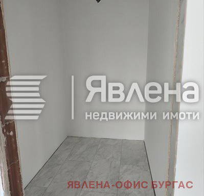 Снимка 4 — Двустаен апартамент в Меден рудник, Бургас с гледка към езеро Вая