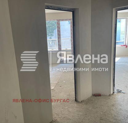 Снимка 2 — Двустаен апартамент в Меден рудник, Бургас с тераса
