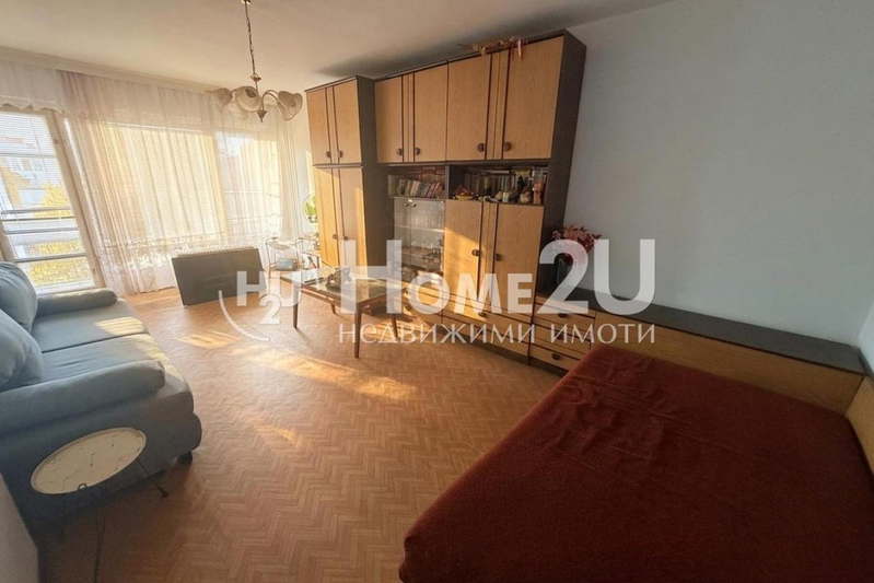 3-bedroom apartment in Burgas, Slaveikov