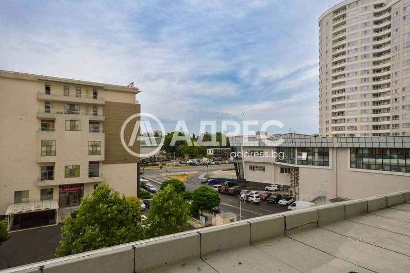 3-bedroom apartment in Burgas, Slaveikov