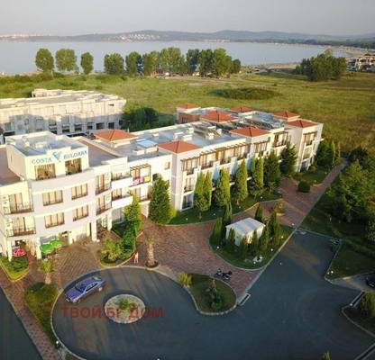 Снимка 5 — Едностаен апартамент в Бургас, Черноморец