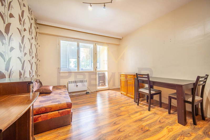 1-bedroom apartment in Dobrich, Balik