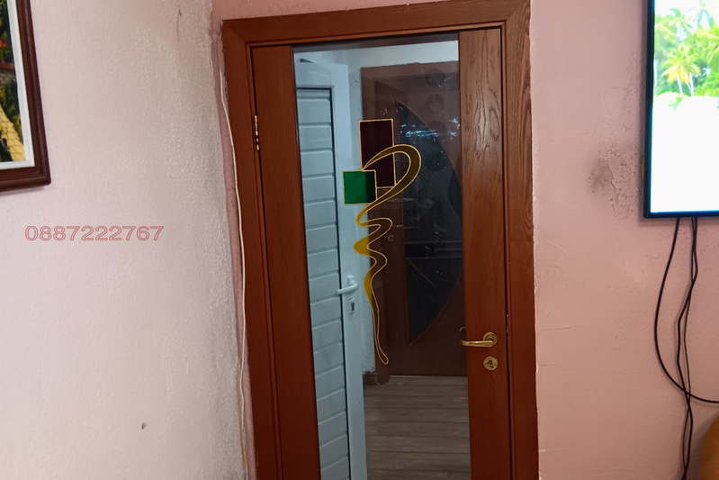 4-bedroom apartment in Dobrich, Centyr