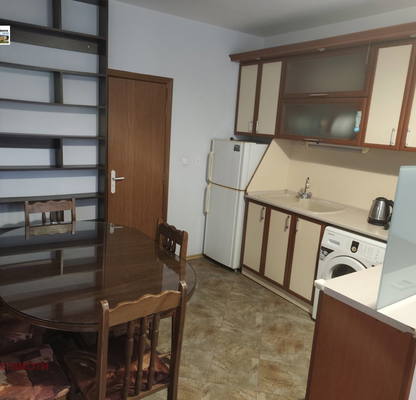 Photo 3 — 2-bedroom apartment in Dobrich, Centyr