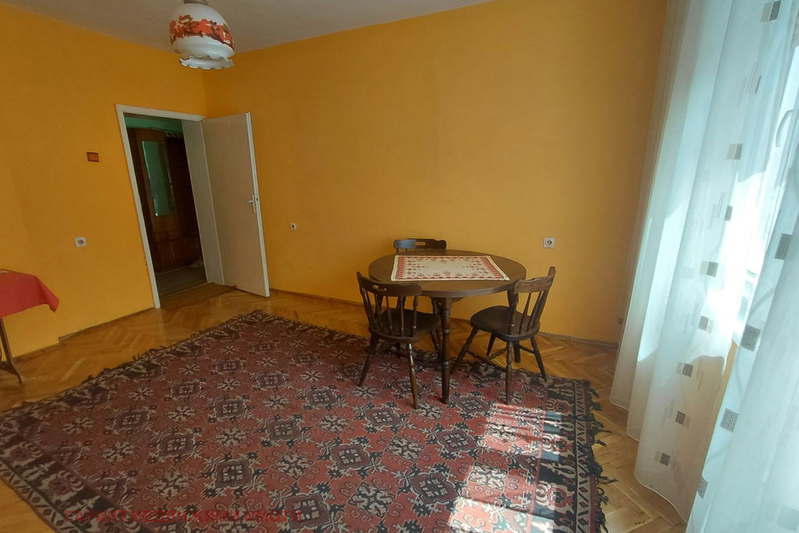 2-bedroom apartment in Gabrovo, Centyr