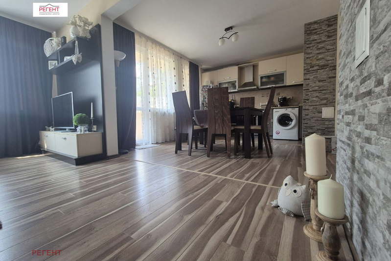 3-bedroom apartment in Gabrovo, Centyr