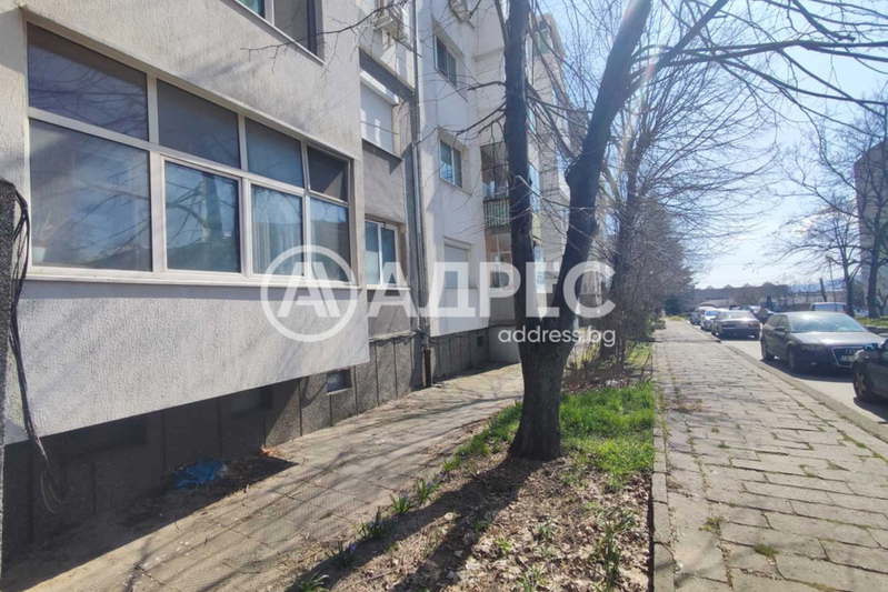 3-bedroom apartment in Oblast Plovdiv, Karlovo