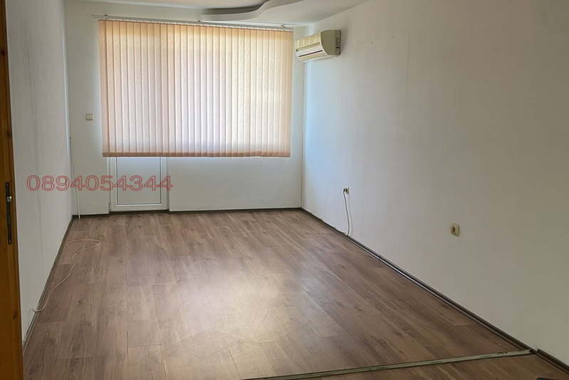 3-bedroom apartment in Oblast Stara Zagora, Kazanlyk