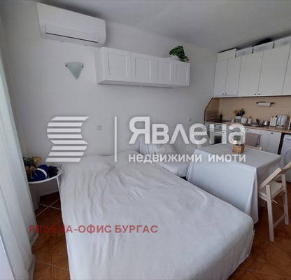 Снимка 3 — Едностаен апартамент в Бургас, к.к. Слънчев бряг