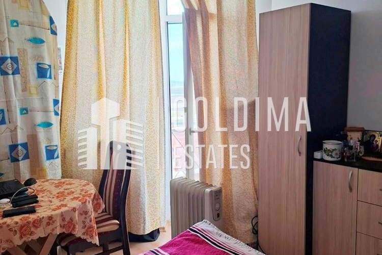 Двустаен апартамент с гледка към двор в Слънчев бряг