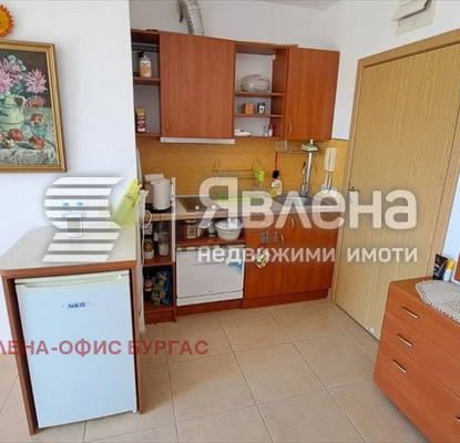 Снимка 4 — Двустаен апартамент в Бургас, к.к. Слънчев бряг