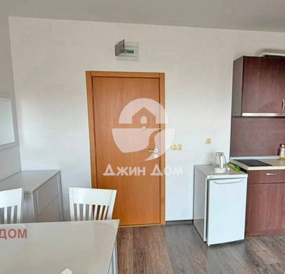 Снимка 2 — Двустаен апартамент в Бургас, к.к. Слънчев бряг