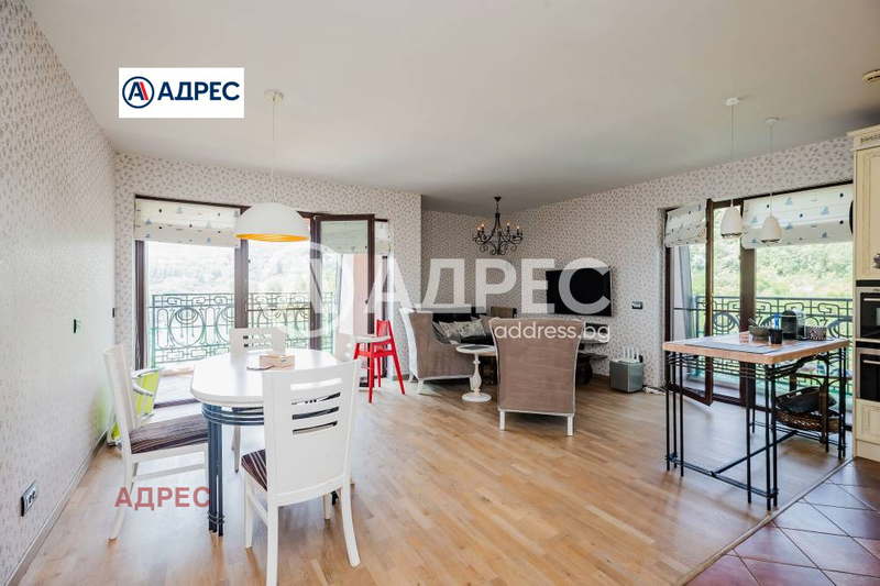 3-bedroom apartment in Slynchev Den