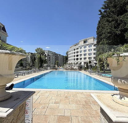 Photo 2 — Three-room apartment with terrace in the resort complex Sv.Sv. Konstantin and Elena