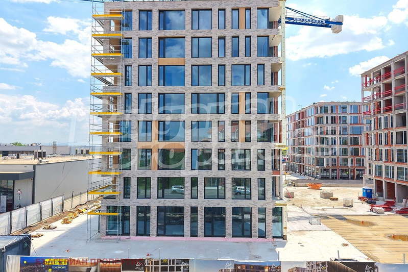3-bedroom apartment in област София, Kostinbrod