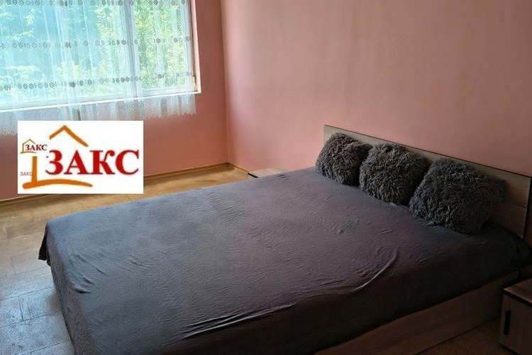 Тристаен апартамент в Кърджали, Център