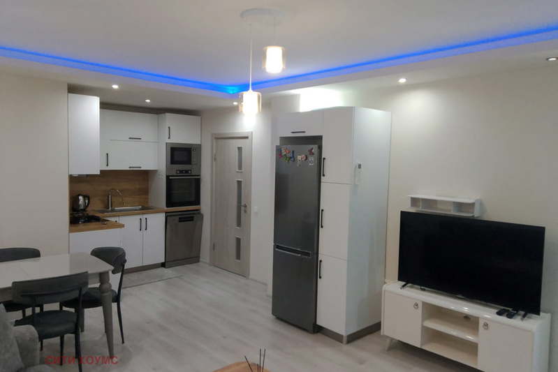 2-bedroom apartment in Kyrdjali, Vyzrojdenci
