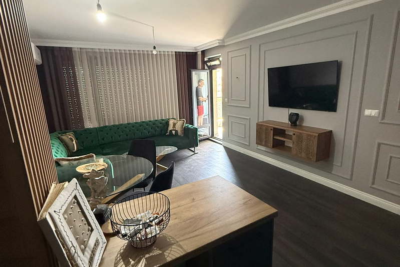 3-bedroom apartment in Kyrdjali, Vyzrojdenci