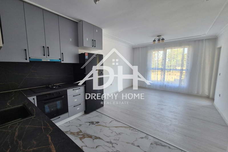 3-bedroom apartment in Kyrdjali, Vyzrojdenci