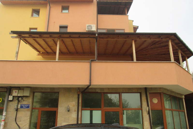 4-bedroom apartment in Kyrdjali, Vyzrojdenci