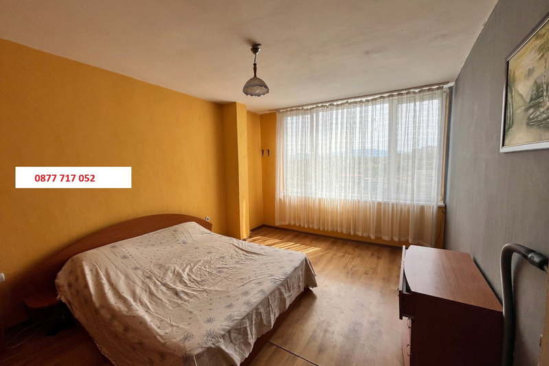 4-bedroom apartment in Kyrdjali, Vyzrojdenci