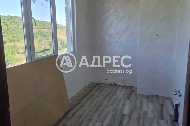 Многостаен апартамент в Монтана, Младост 2