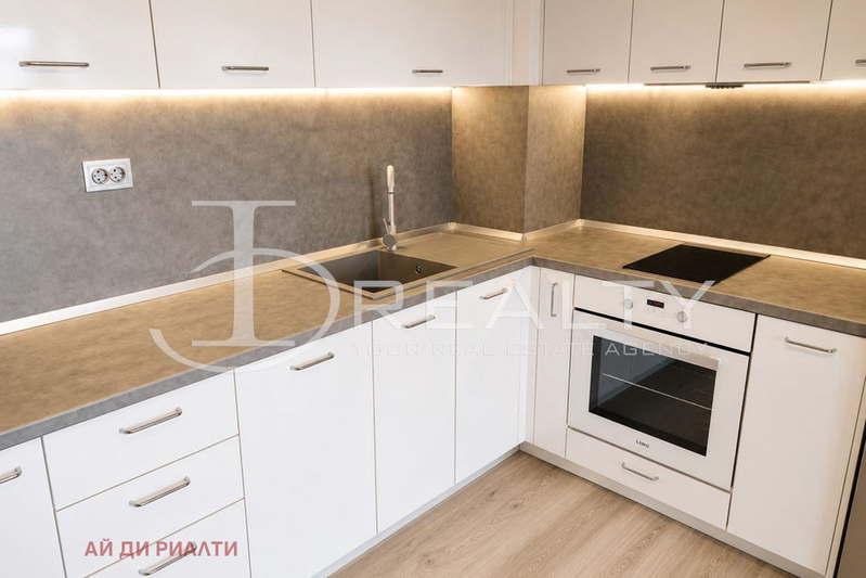 3-bedroom apartment in Oblast Burgas, Nesebyr