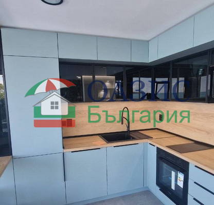 Снимка 4 — Тристаен апартамент в Бургас, Обзор
