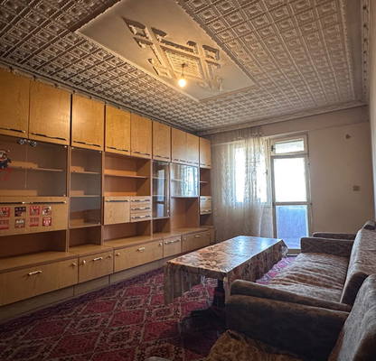 Снимка 2 — Тристаен апартамент в Пазарджик, Център