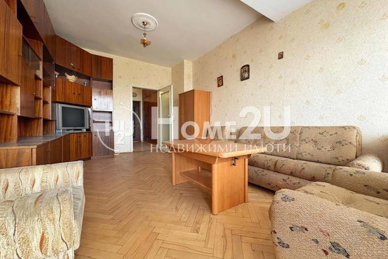 3-bedroom apartment in Pazardjik, Centyr