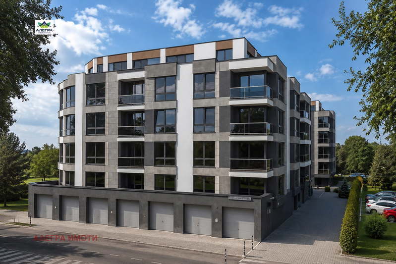 3-bedroom apartment in Pazardjik, Centyr