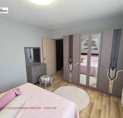 Photo 2 — 2-bedroom apartment in Pazardjik, Centyr