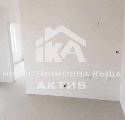 Снимка 2 — Двустаен апартамент в Пазарджик, Идеален център